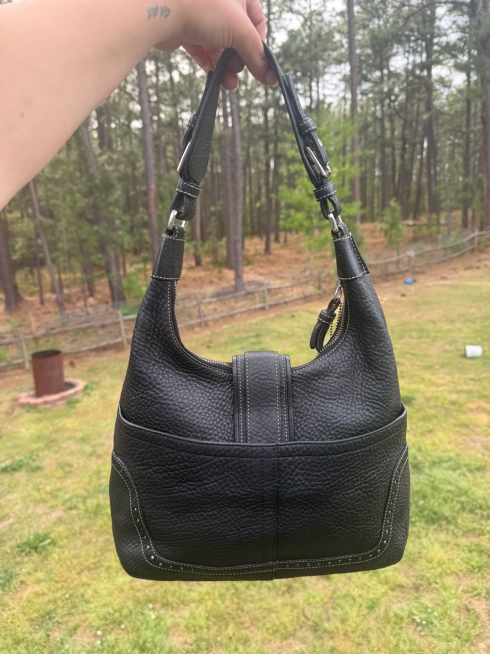 Coach Hamptons Hobo Bag - Picture 3 of 7